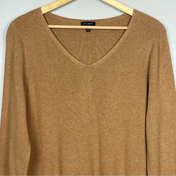 Talbots camel v-neck rayon nylon cotton blend knit sweater, large. - Picture 3 of 7